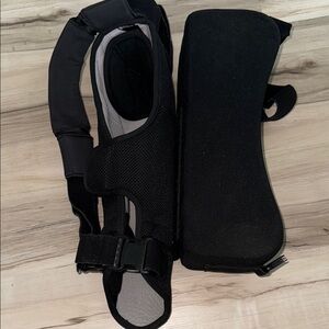 Össur Formfit Shoulder Brace